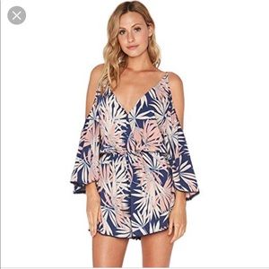 🌟NWT🌟 L Space Palm Romper